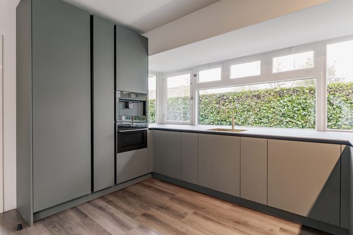 Foto 19 van Nieuw-Loosdrechtsedijk 60