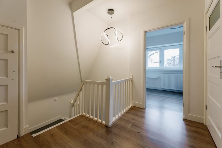 Foto 32 van Nieuw-Loosdrechtsedijk 60