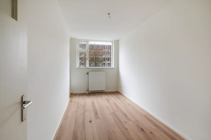 Foto 7 van Plotinusstraat 19