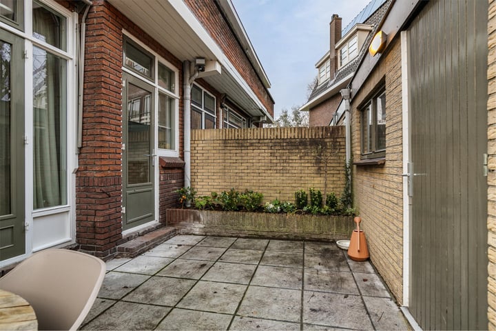 Bekijk foto 36 van Jan Luykenstraat 62