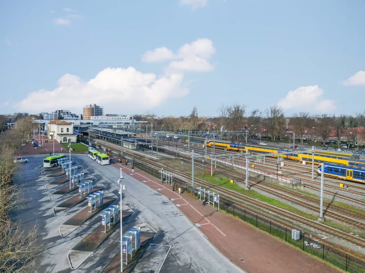 Photo 11 of Stationsweg 150-B