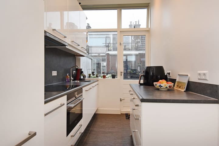 Foto 15 van Ripperdastraat 42