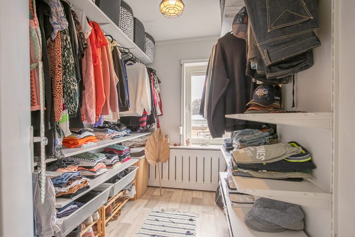 Foto 16 van Heiveldplein 7