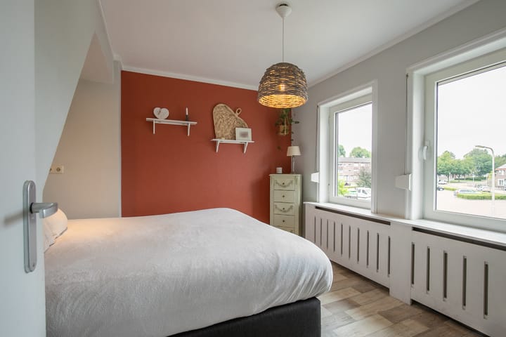 Foto 17 van Heiveldplein 7