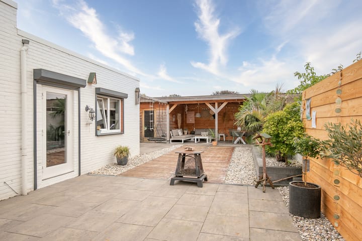 Foto 26 van Heiveldplein 7