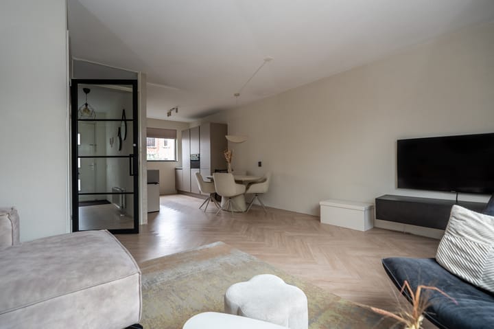 Foto 8 van Meezenbroekstraat 21