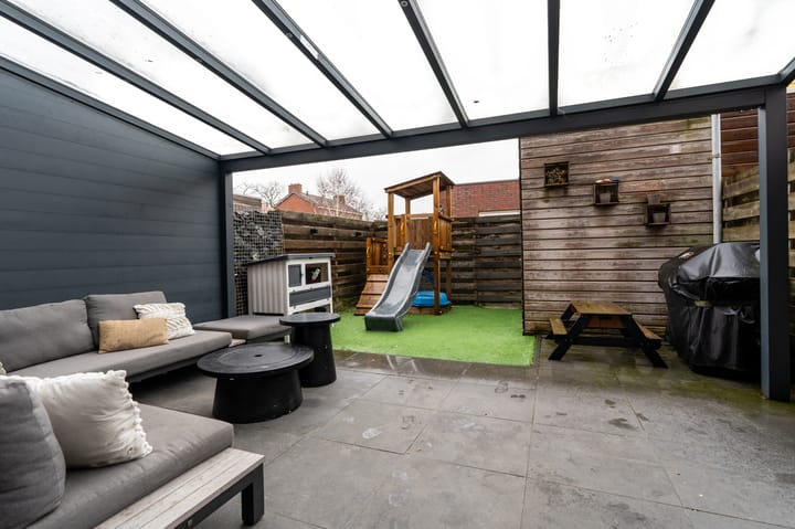 Foto 32 van Meezenbroekstraat 21