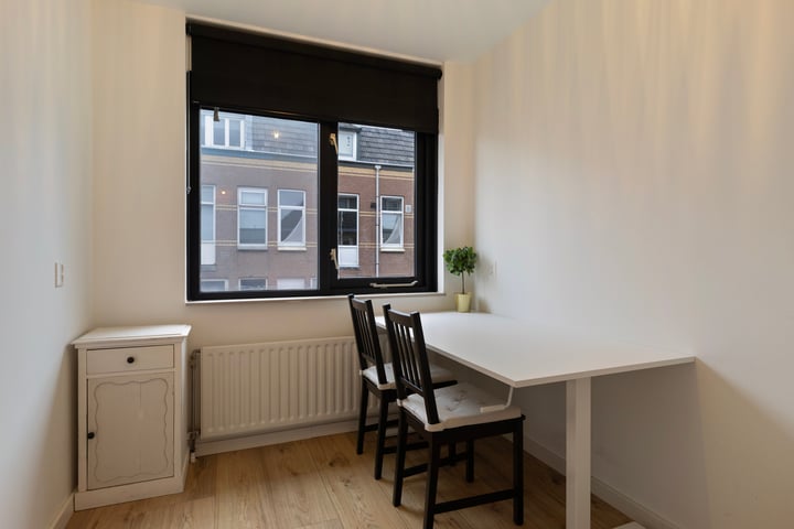 Bekijk foto 15 van Kolfbaanstraat 19