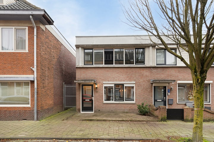 Bekijk foto 27 van Kolfbaanstraat 19