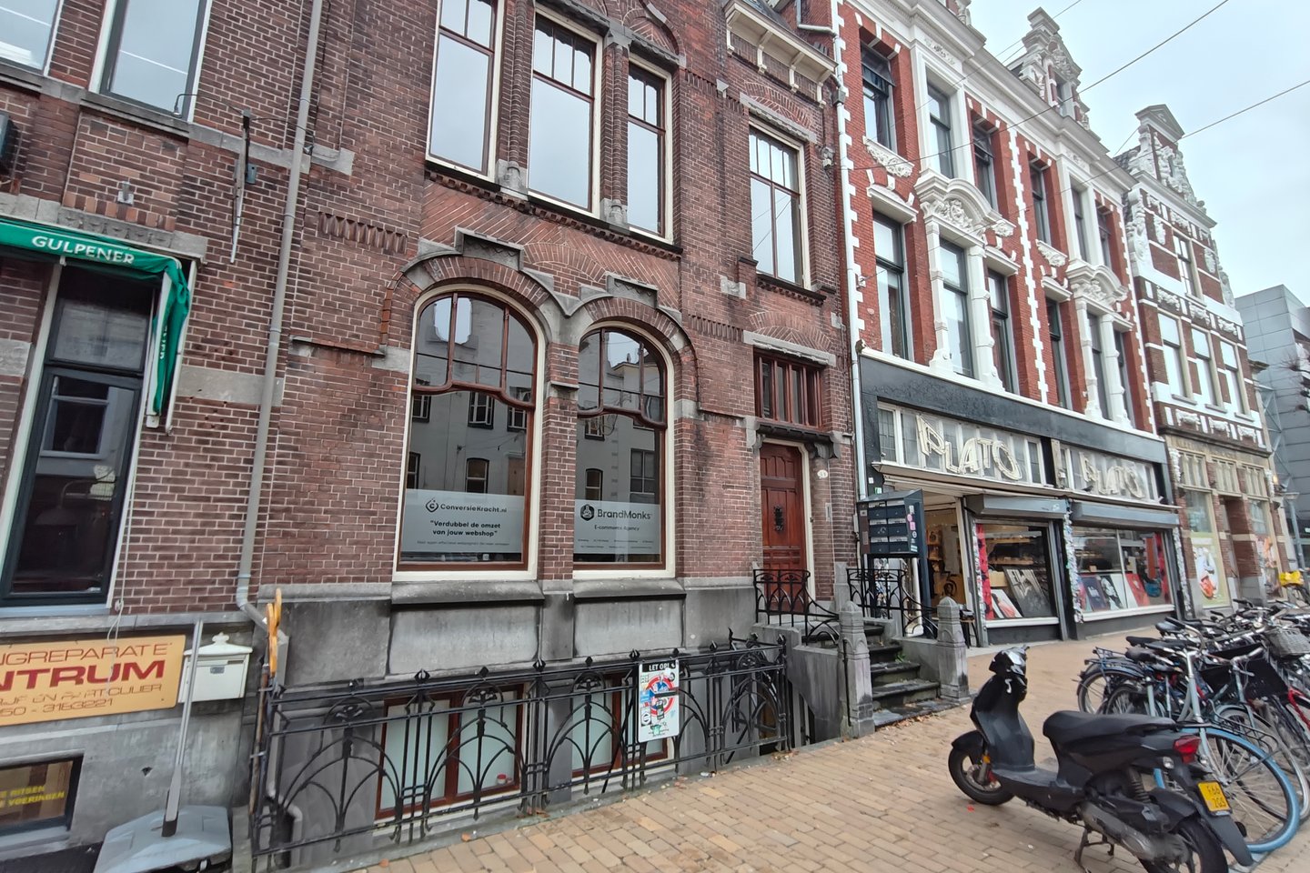 View photo 2 of Oude Ebbingestraat 45