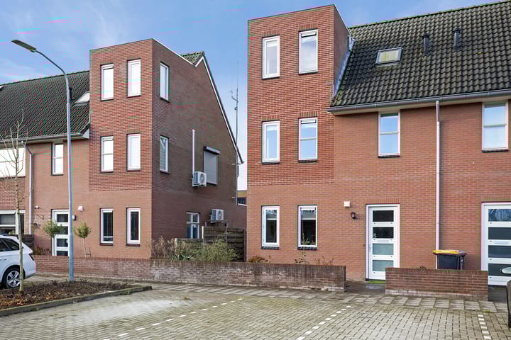 Foto 1 van Hondsrooswal 6