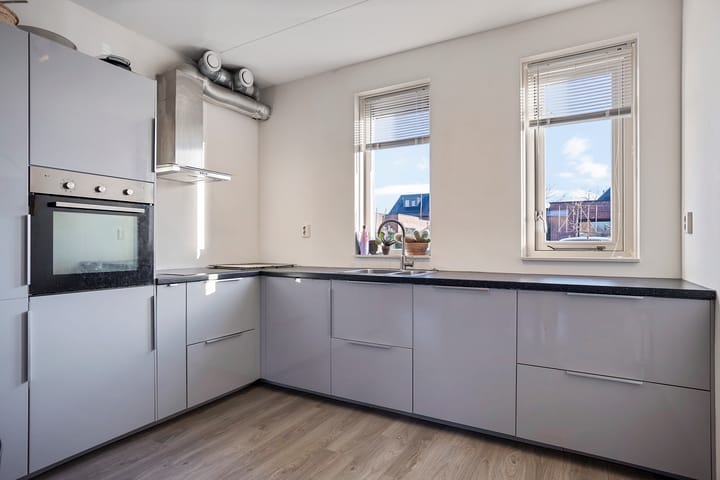 Foto 10 van Hondsrooswal 6