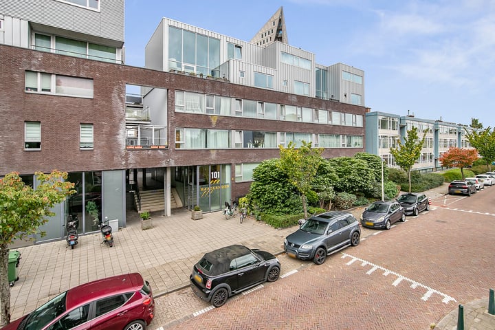 View photo 36 of Zwartsluisstraat 121