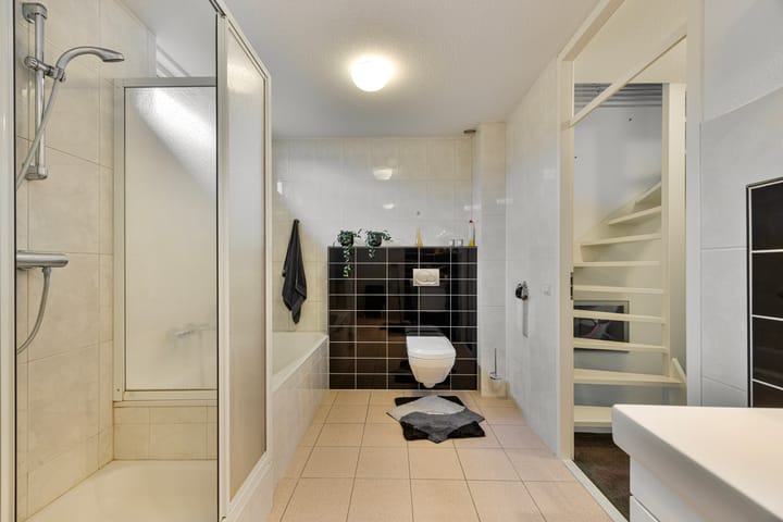 Foto 15 van A.B. van Lieshoutlaan 73