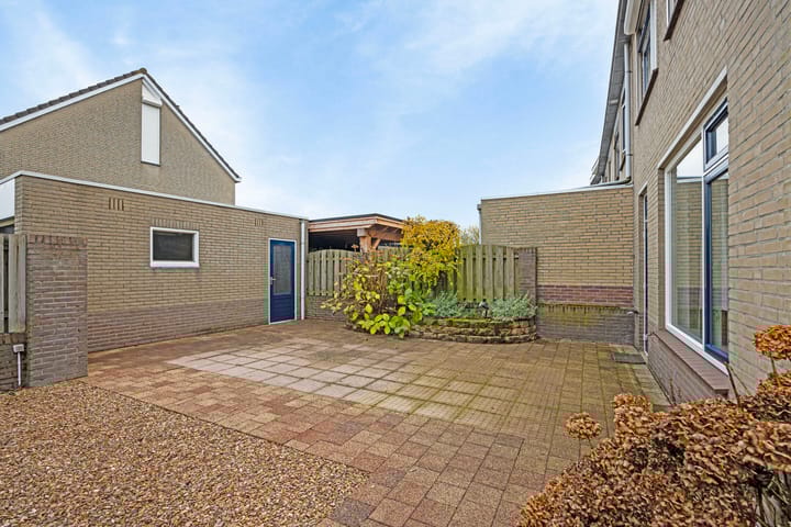 Foto 21 van A.B. van Lieshoutlaan 73