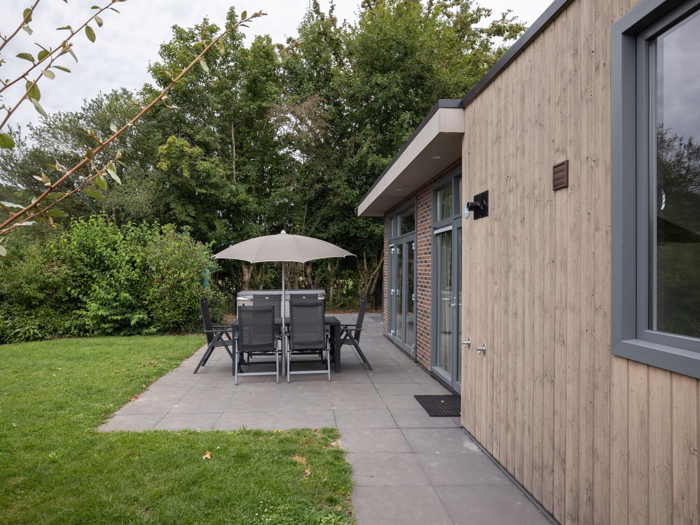 Foto 10 van Valkenburgerweg 128-553