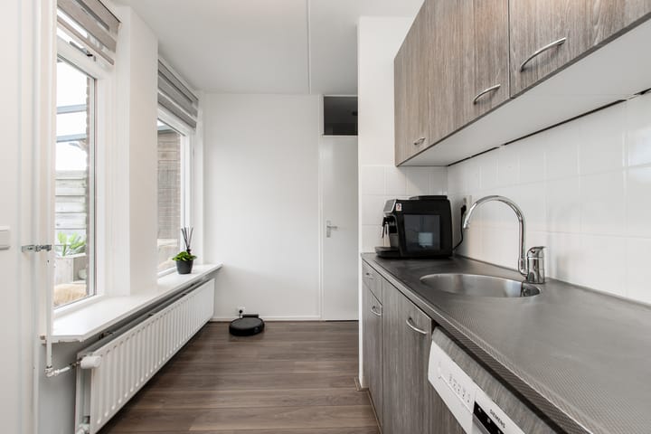 Foto 18 van Dokter van Wieringenstraat 3