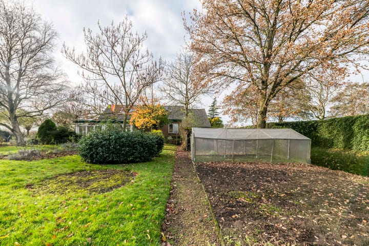 Foto 32 van Voordijk 37