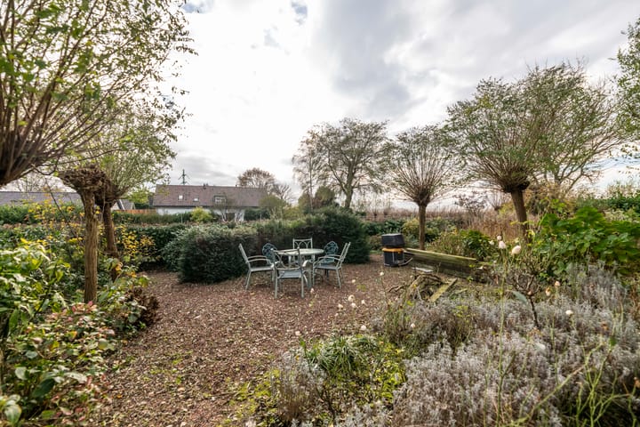 Foto 45 van Voordijk 37