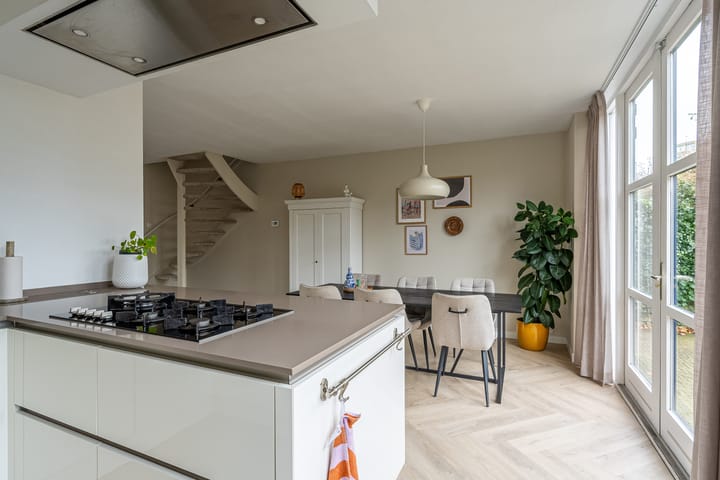 Foto 15 van Spechtstraat 112