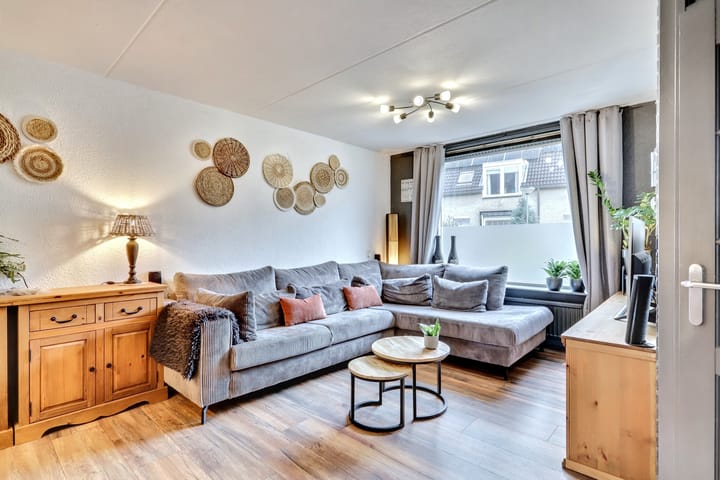 Foto 3 van Aletta Jacobs-erf 386