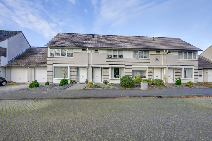 Foto 3 van Locatellistraat 13