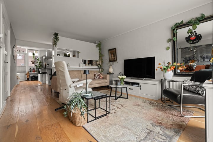 Foto 8 van Naaldwijkstraat 7