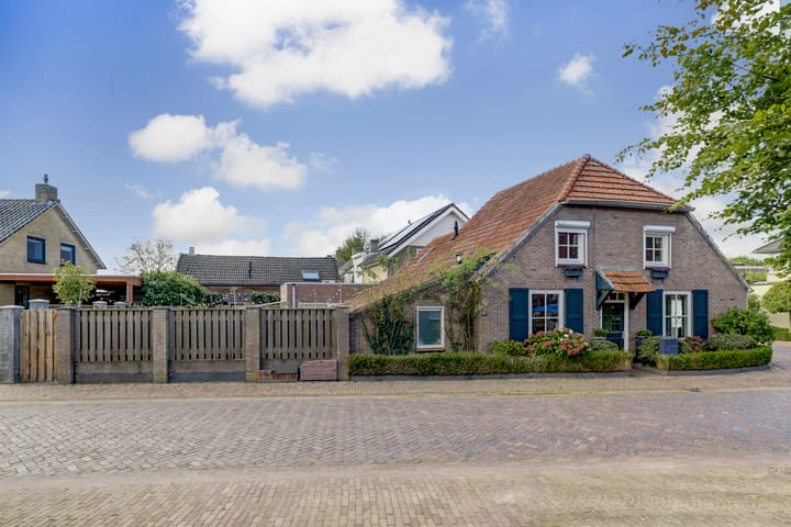 Foto 2 van Dorpsstraat 20