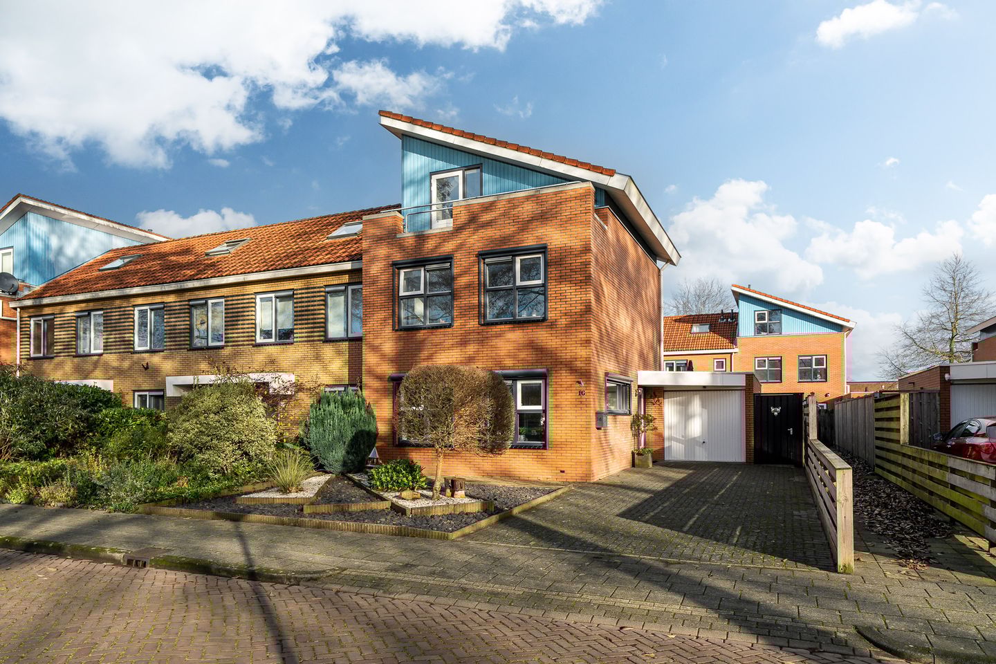 Foto 1 van Surinamesingel 16