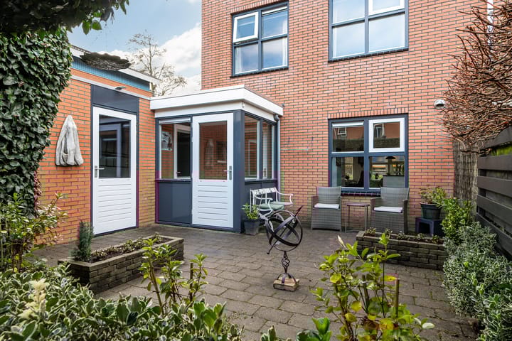 Foto 2 van Surinamesingel 16