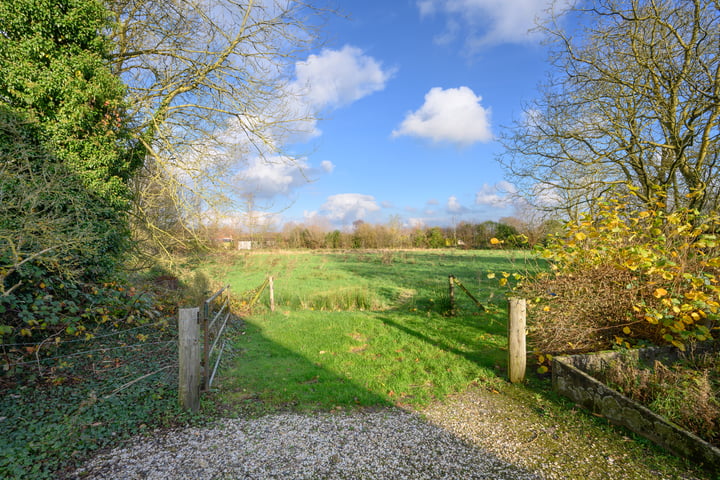 View photo 2 of Eerbeekseweg 77