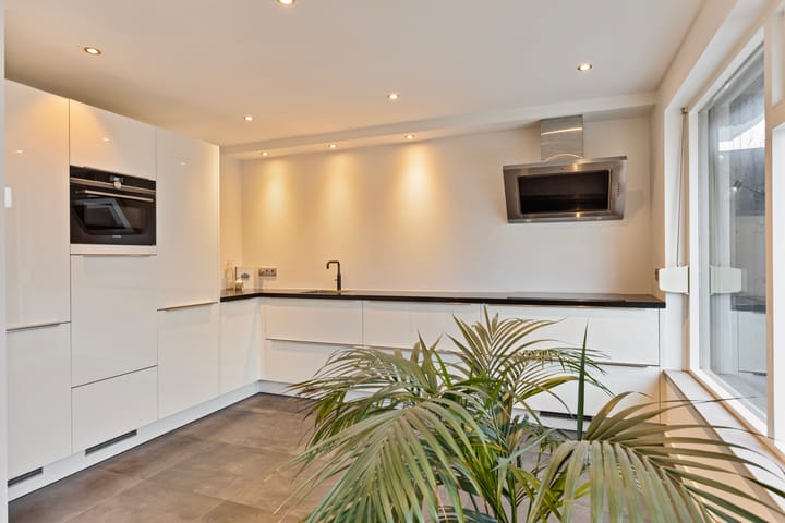 Foto 14 van Nassaustraat 18