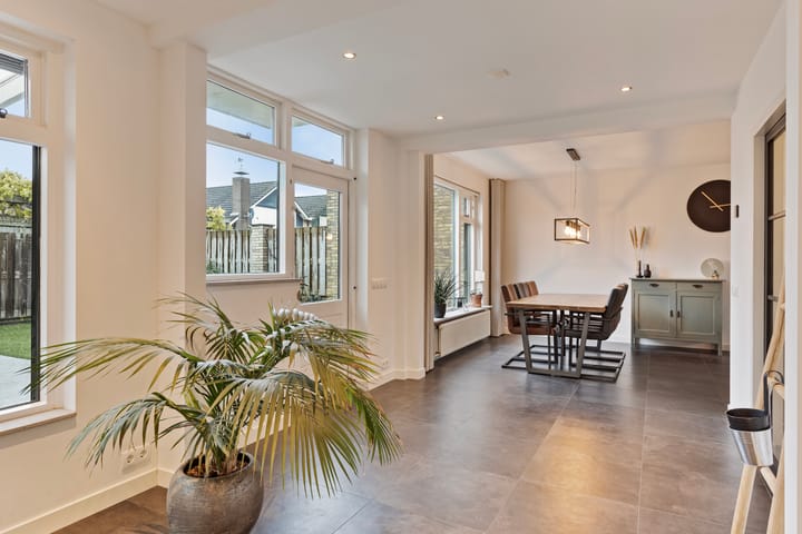 Foto 19 van Nassaustraat 18