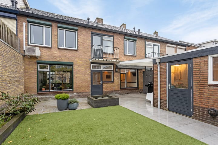 Foto 31 van Nassaustraat 18