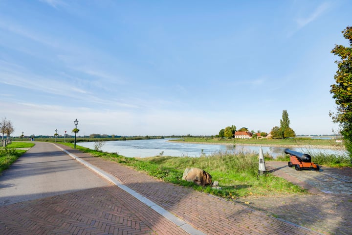 View photo 40 of Maaspoort 4