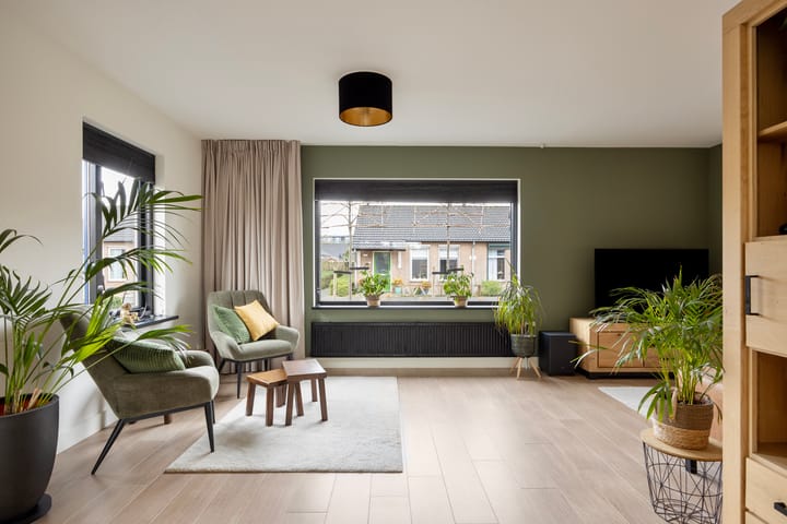 Photo 8 of 't Hooft 46