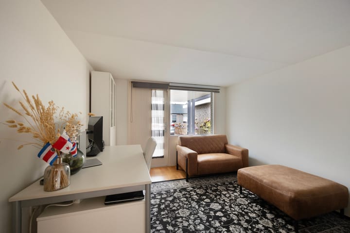 Photo 16 of 't Hooft 46