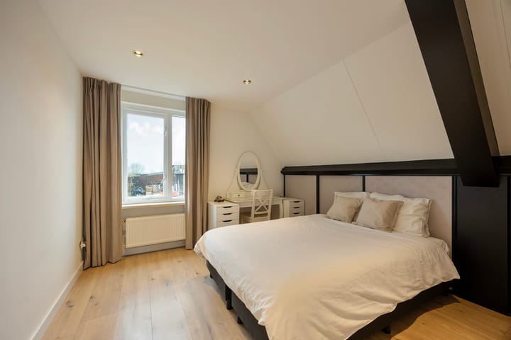 Photo 20 of 't Hooft 46