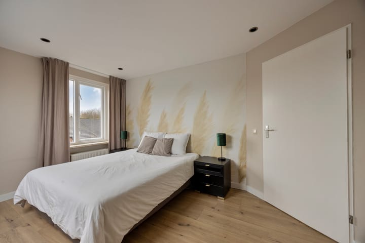 Photo 26 of 't Hooft 46