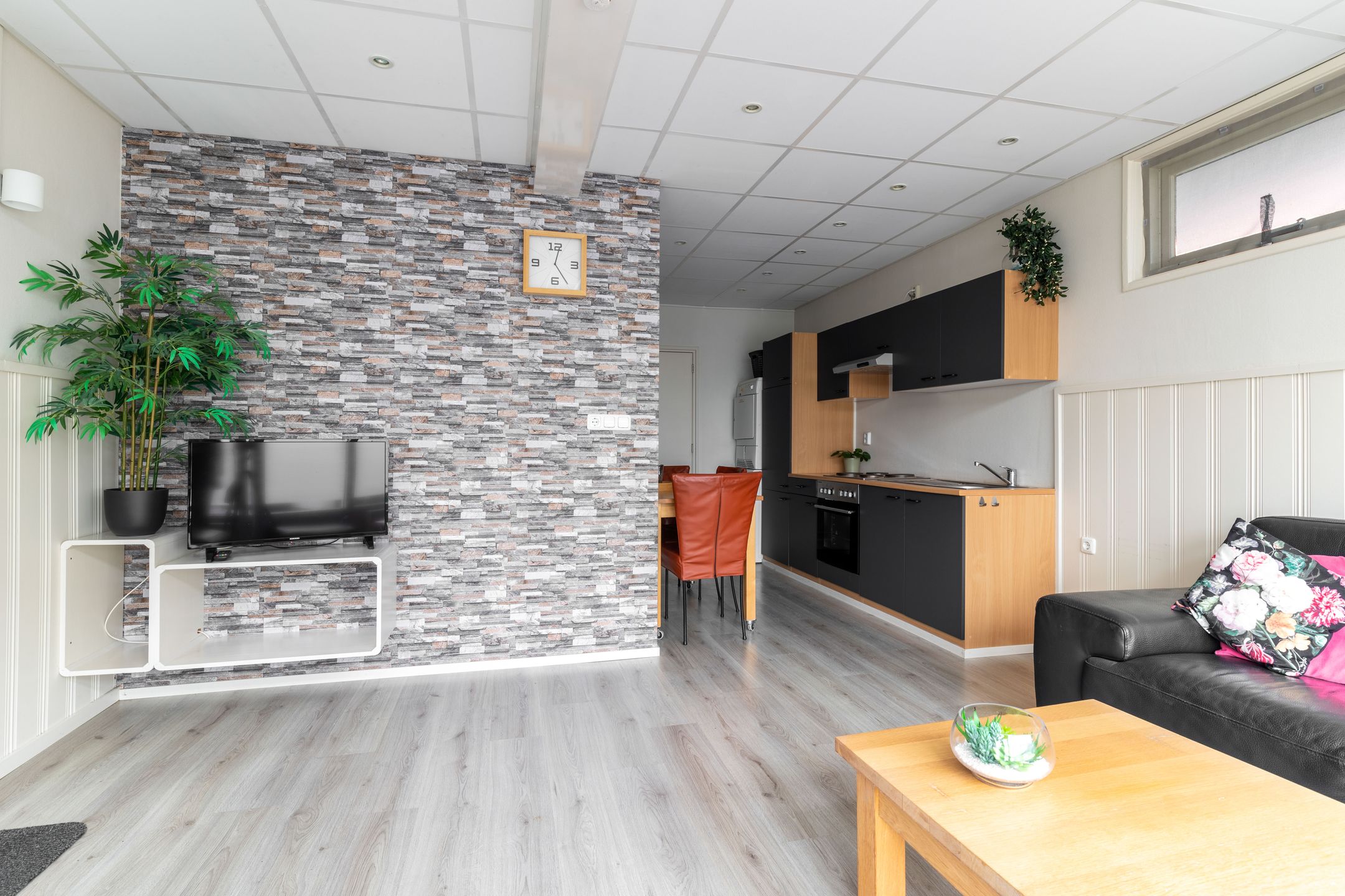 Foto 12 van Julianaweg 27