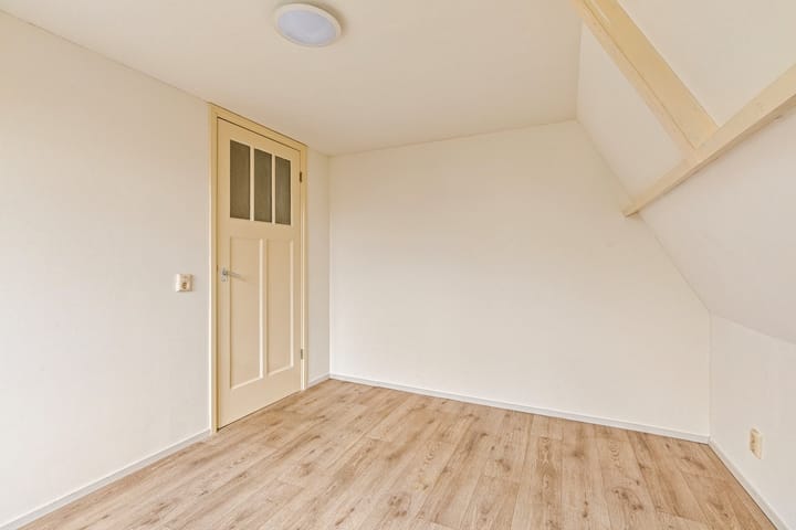 Foto 8 van Prins Hendrikstraat 92-A