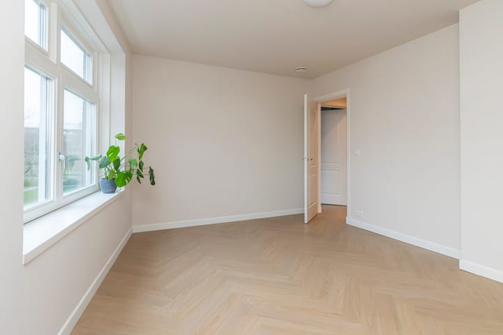 Foto 11 van Valkenboskade 679