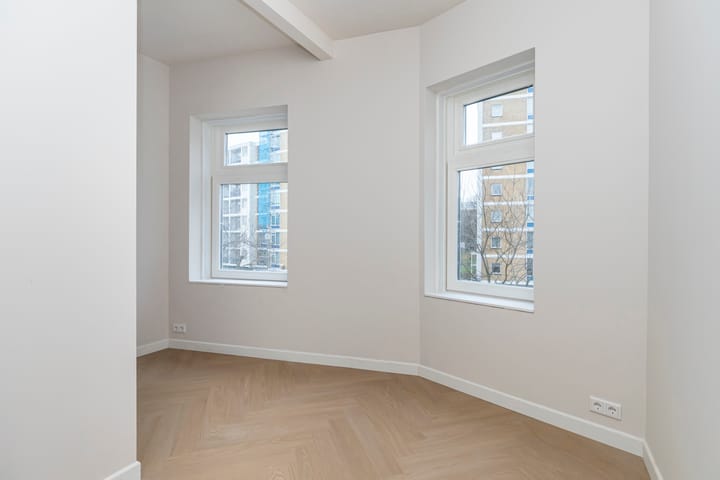 Foto 19 van Valkenboskade 679