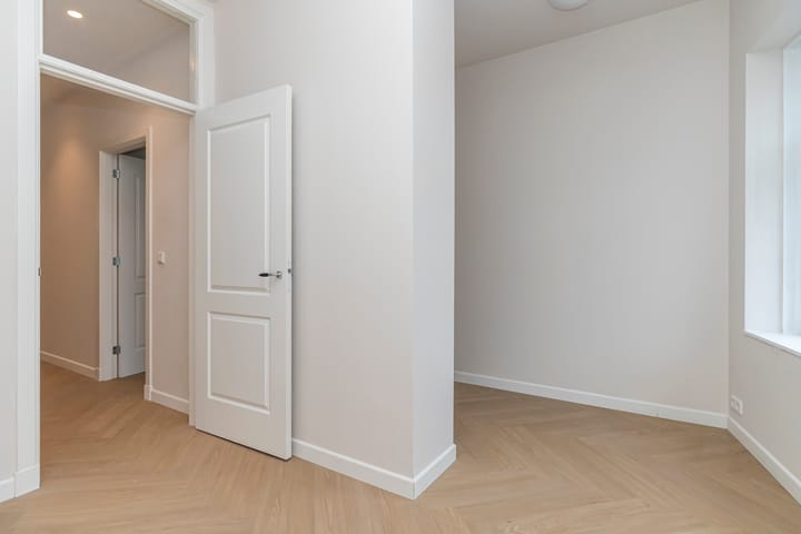 Foto 20 van Valkenboskade 679