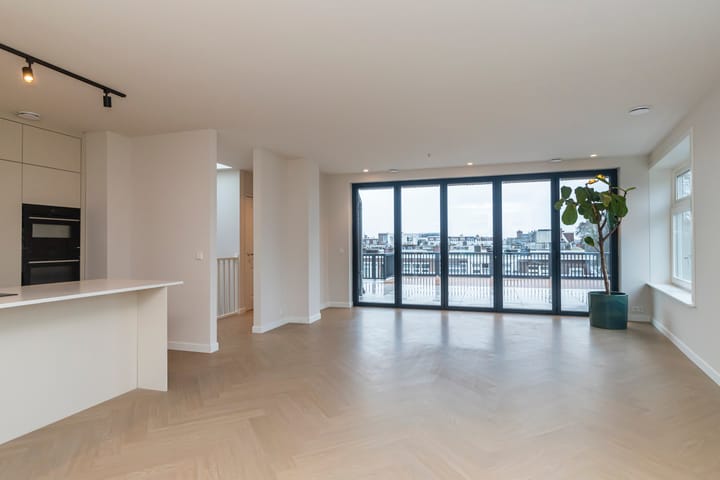 Foto 26 van Valkenboskade 679