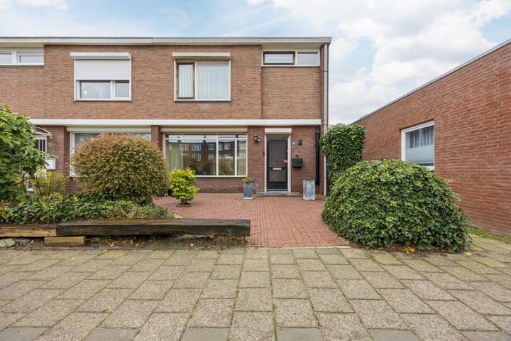 Foto 1 van Plutostraat 27