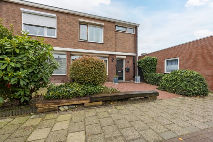 Foto 2 van Plutostraat 27