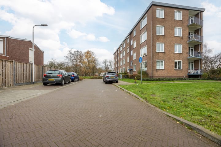 Foto 43 van Plutostraat 27