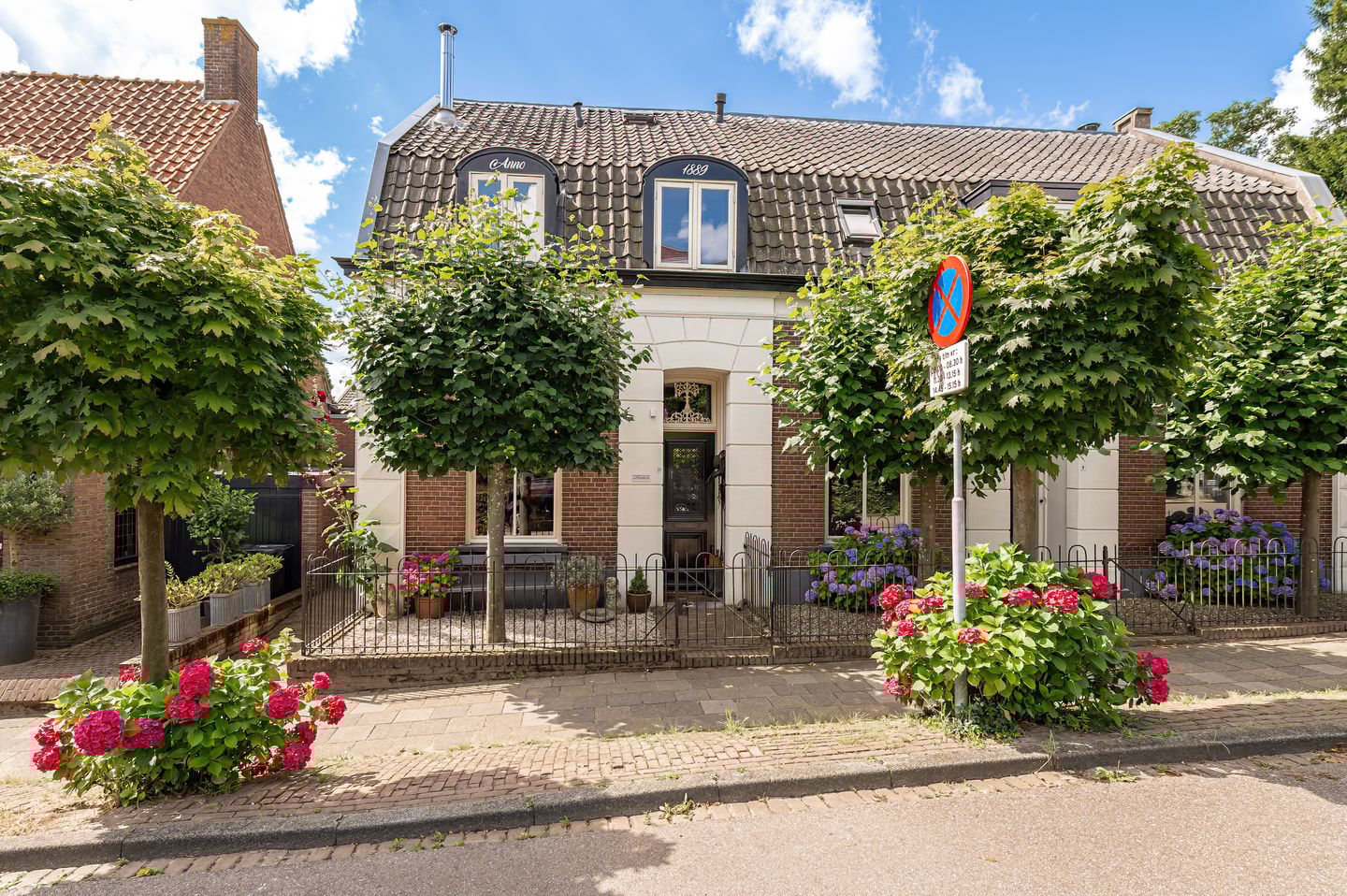 Photo 5 of Stationsweg 10