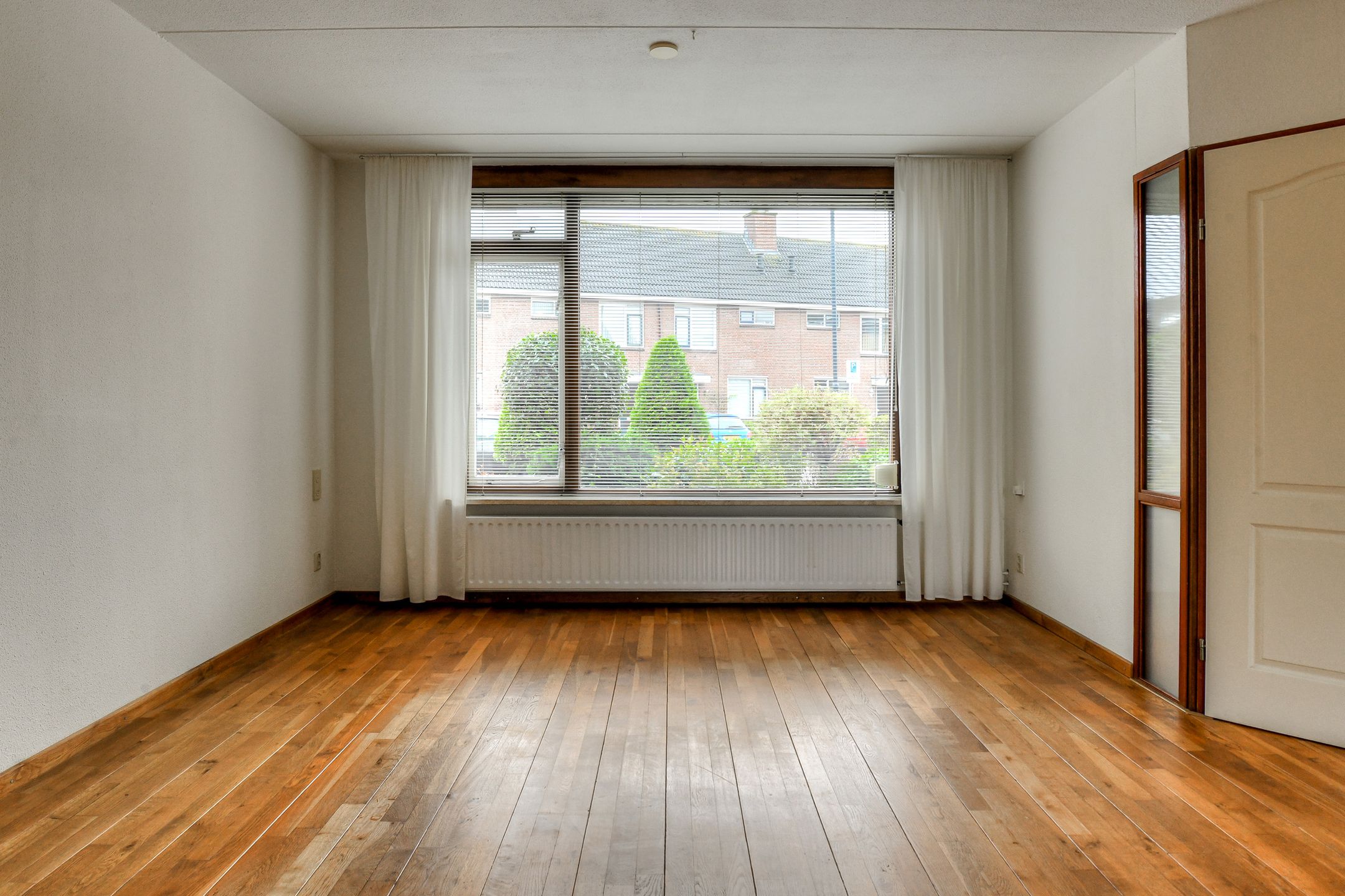 Photo 9 of Van Reesstraat 2-A